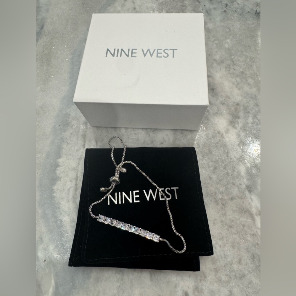 Nine West Viola bracelet (NWT)